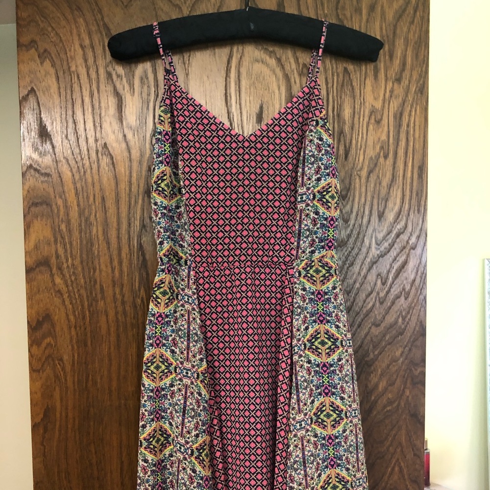 Pink/green patterned dress